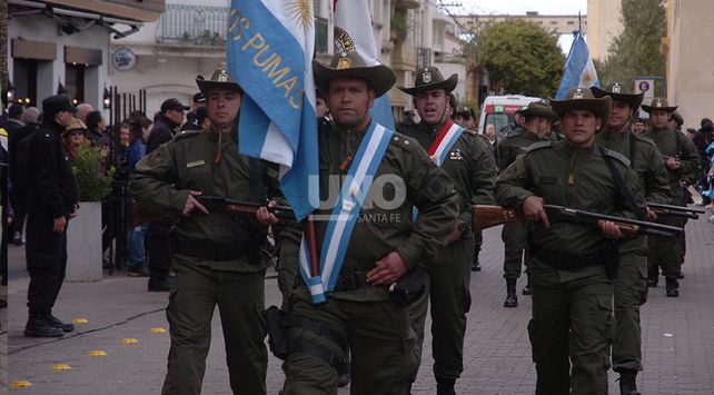 Lifschitz presidió el acto por el 25 de Mayo y apuntó a la necesidad de un país federal