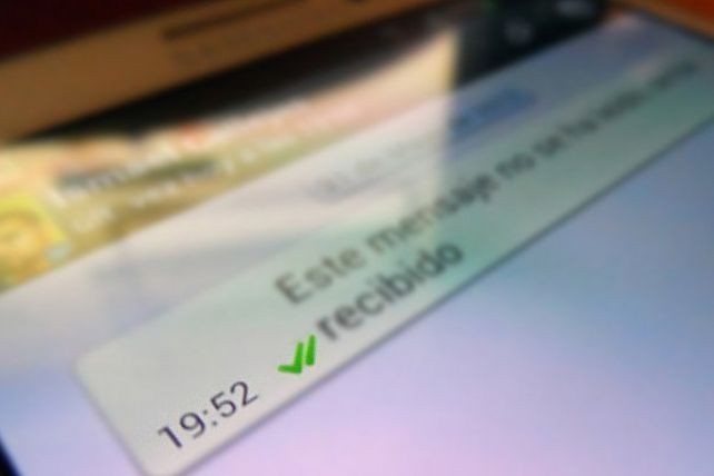 Millones de rupturas por culpa del doble check de WhatsApp