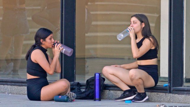 El tiempo en Rosario: un martes con algunas nubes pero sigue el calor
