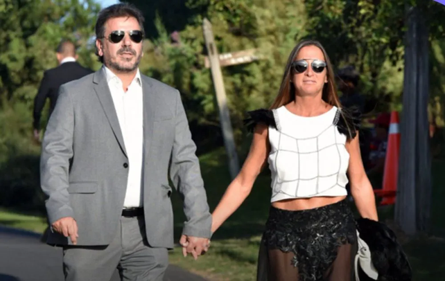 Bajo la lupa. El jefe del bloque de PRO en la Cámara de Diputados de la Nación, Cristian Ritondo, y su esposa, Romina Aldana Diago.