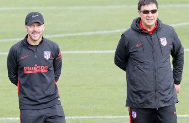 El Mono Burgos se lanza como entrenador jefe en la próxima temporada. 