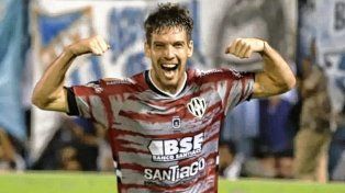 Ferro sumó al exdelantero de Unión, Claudio Riaño, proveniente de Central Córdoba.
