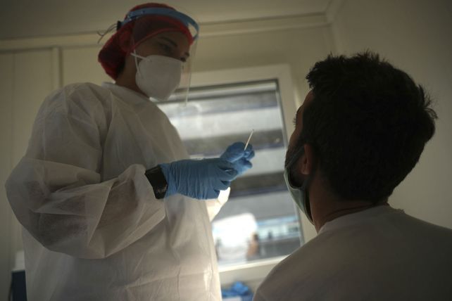 Por quinta vez en los últimos seis días, Santa Fe reportó más casos que Caba