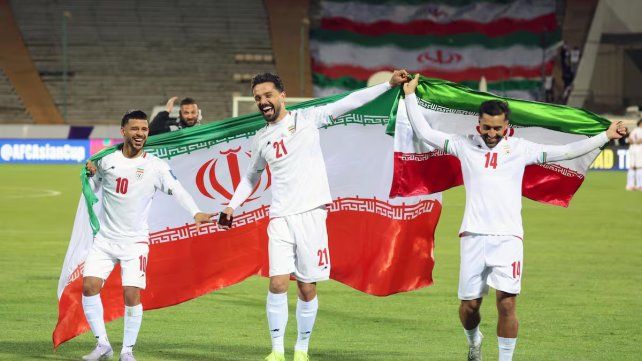 Irán clasificó también al Mundial, pero podría no jugarlo Irán clasificó también al Mundial, pero podría no jugarlo