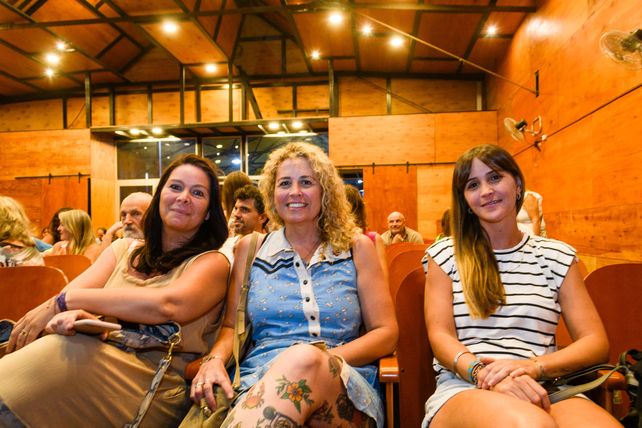 Jorgelina Abraies, Sabrina Miguez y Natalie Peger.  