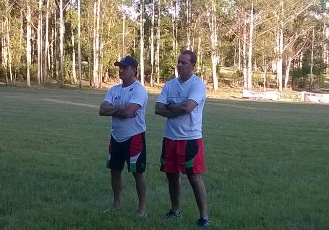 Clemente Minicucci (derecha) es el entrenador del segundo combinado de la UER.