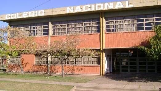 Se realizan asambleas en varios puntos de Entre Ríos. El miércoles habrá movilizaciones. En el Instituto Técnico Superior de Cerrito se graduraron 300 en casi 25 años
