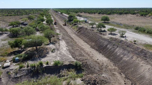 Construirán defensas urbanas contra inundaciones en Santa Clara de Saguier y Villa Minetti