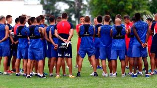 El Tate puso primera con ausencias de peso