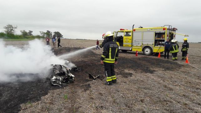 Se estrelló un avión en un campo cercano a Venado Tuerto y murieron sus dos ocupantes