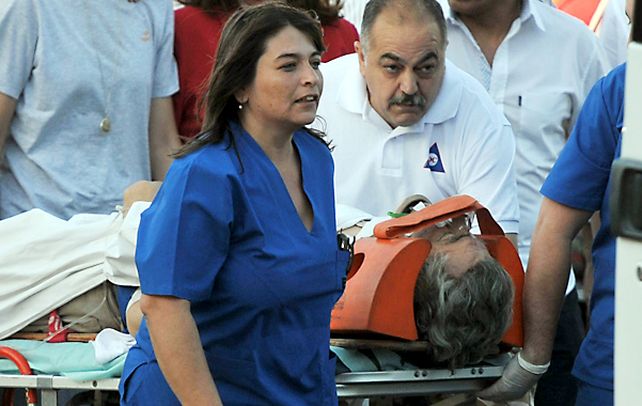 Al hospital. El gobernador sanjuanino