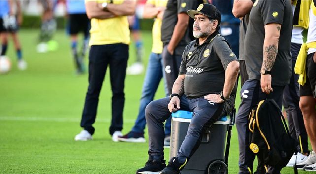 Internaron a Diego Maradona