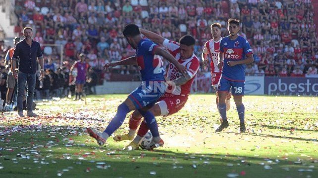 El minuto a minuto de Unión-Tigre y Colón-Vélez