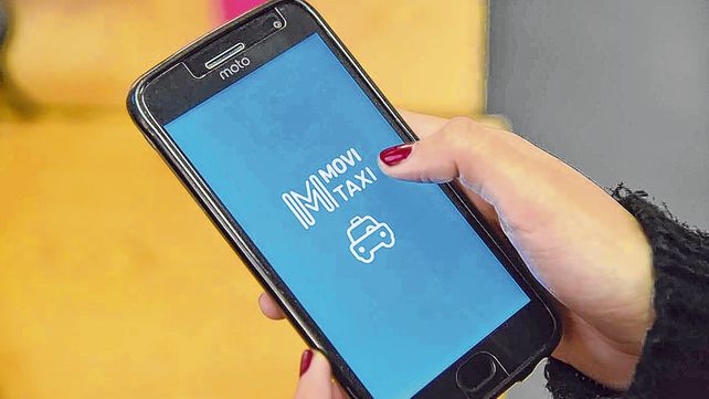 El Concejo aprobó la creación de un registro de aplicaciones para despacho de viajes de taxis y remises.&nbsp;