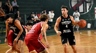 Temperley ganó el primer partidoi del cuadrangular y quiere ser campeón en el básquet local.