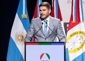 Una encuesta resalta el crecimiento en la valoración de la gestión de Pullaro
