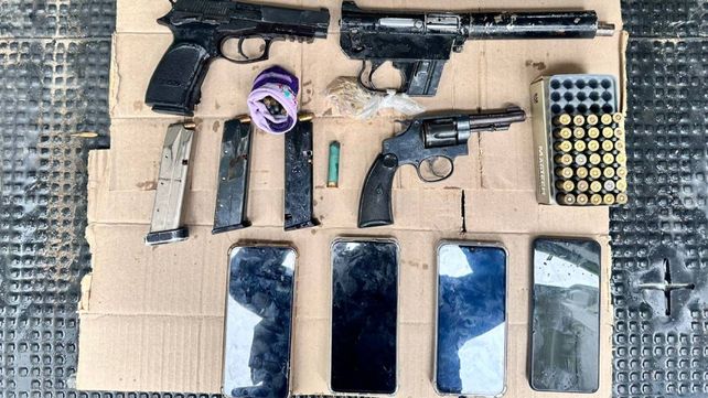 Los elementos secuestrados en el operativo de zona oeste