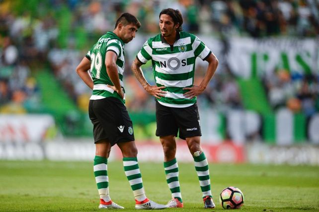 Desde Barcelona también le apuntan a Alan Ruiz