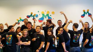 Parte del equipo de la firma local, que avanza en el desarrollo de su producto