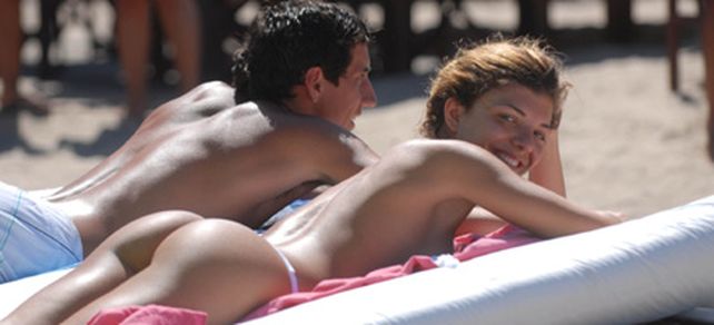 Sigue el sol en la costa y llegan m&aacute;s turistas a las playas argentinas