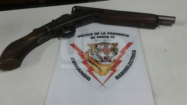 Cruenta balacera con un herido grave, siete detenidos y el secuestro de un arsenal