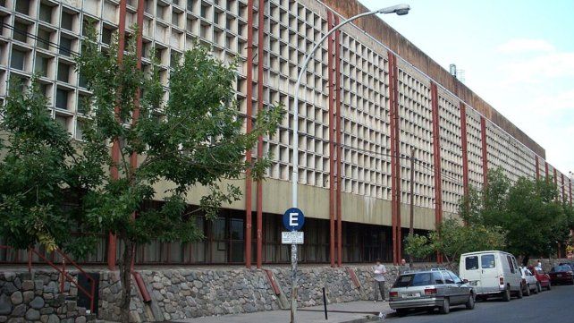 El alumno del Colegio Manuel Belgrano de Córdoba irá a juicio por daño psicológico. Le puede caber pena de hasta 30 años de prisión.