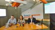 La intendenta junto a los funcionarios del área de Gobierno durante el anuncio de hoy.