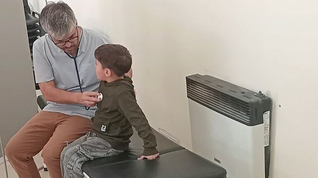 Un equipo multidisciplinario del CAPS Juan Baggio realizó controles integrales a estudiantes de escuelas de Gualeguaychú como parte del Programa Prosane&nbsp;