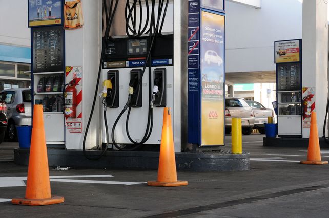 Combustibles. Postergaron la actualización de un impuesto