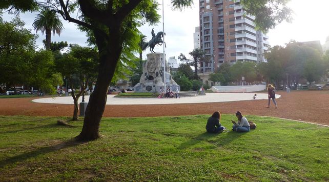 PLAZA SM 1