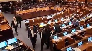 Foto: captura de video. Dramática evacuación en Jerusalén.&nbsp;