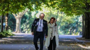 El presidente se solidarizó con Cristina y condenó la persecución judicial
