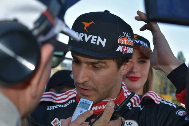 Sólido. Rossi se mostró firme el viernes y ayer. Hoy quiere el triunfo.