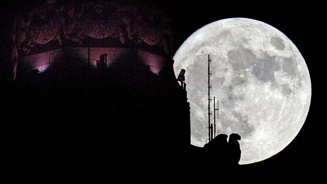 Así se ve la Superluna por el mundo
