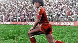 Se cumple 50 años del debut profesional de Maradona
