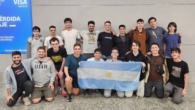 Estudiantes de la UNR, de la UBA y de la UNLP juntos en Brasil
