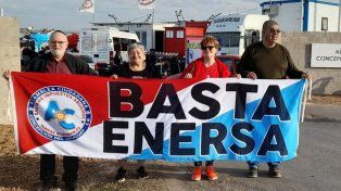 Vecinos de La Histórica se manifestaron contra la tarifa eléctrica.
