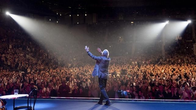 El último show: Serrat se despidió en Barcelona, la ciudad que lo vio nacer