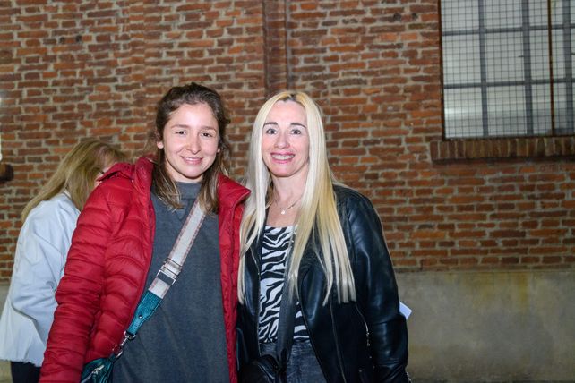  Marilina Albornoz y Mariela Podestá.  