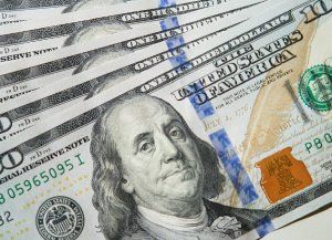 Leve suba del dólar y señales de estabilidad en el mercado cambiario