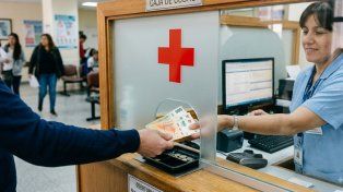 Reglamentaron el pago de los extranjeros no residentes por la atención en hospitales nacionales