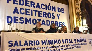 La paritaria de aceiteros se calentó con un pedido salarial rechazado por cerealeras