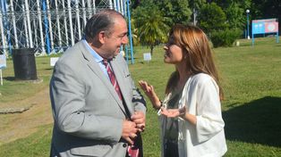 María Luengo participó del acto de apertura de sobres con las propuestas económicas para la ejecución de la obra de rehabilitación estructural del colector cloacal principal