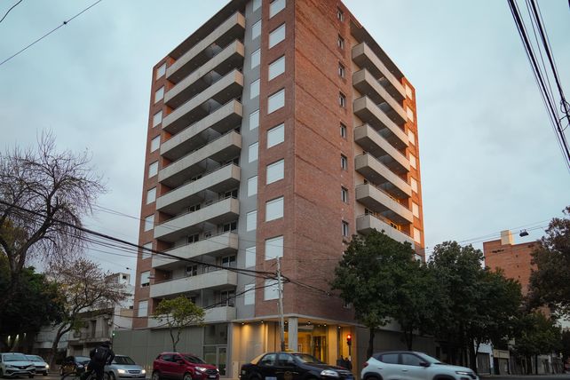 Bahuen Pilay entregó un nuevo edificio en el centro de la ciudad
