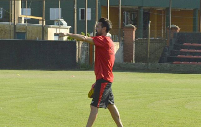 Eduardo Domínguez apostaría fuerte ante Gimnasia (LP)