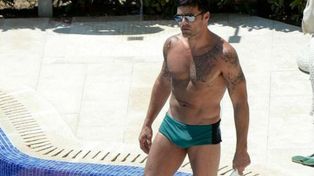 Ricky Martin mostró su lomazo con una sunga súper ajustada en Mallorca