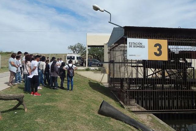 Más de 1.200 santafesinos recorrieron “La ruta del agua”