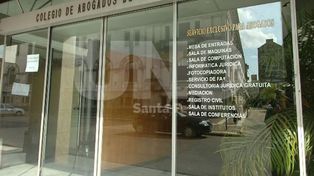 Diferenciar la participación de personas como parte de la organización delictiva, de su profesión
