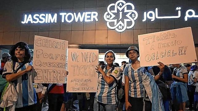 Agresiones y tensión en el pedido de entradas a precio oficial para la final