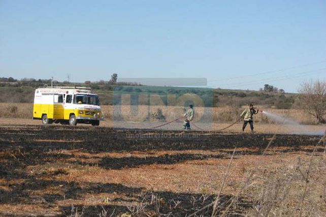 Al menos 15 salidas de los bomberos